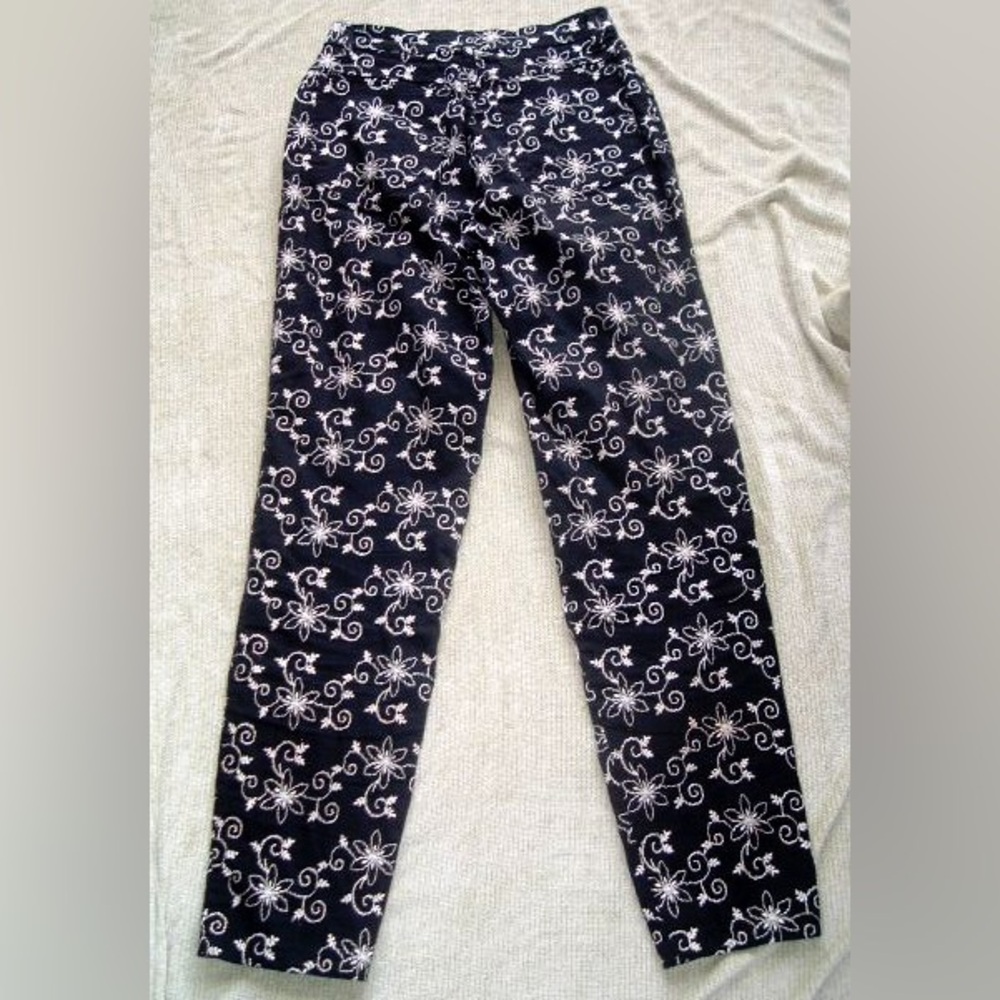 KRIZIA Italy black white embroidered floral jeans Vintage boho hipster festival
